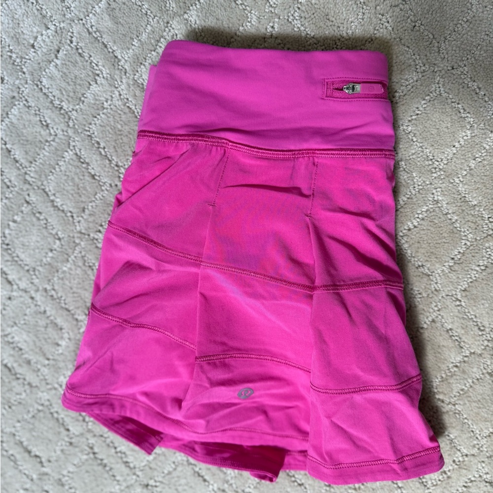 Lululemon Mid-Rise Pace Rival Skirt